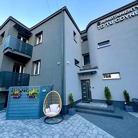 Apartament Totugdynia 8 *