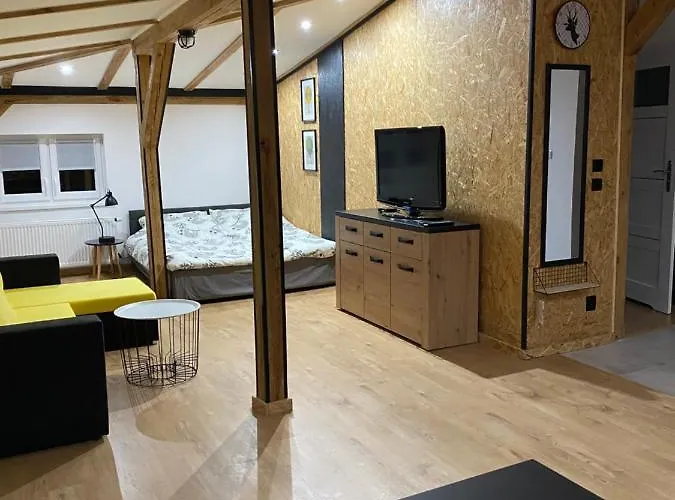 Totugdynia 8 公寓 *